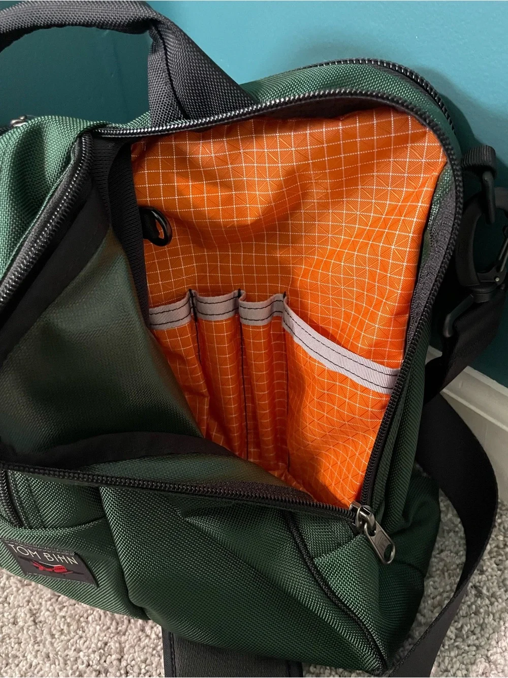Tom Bihn tom bihn